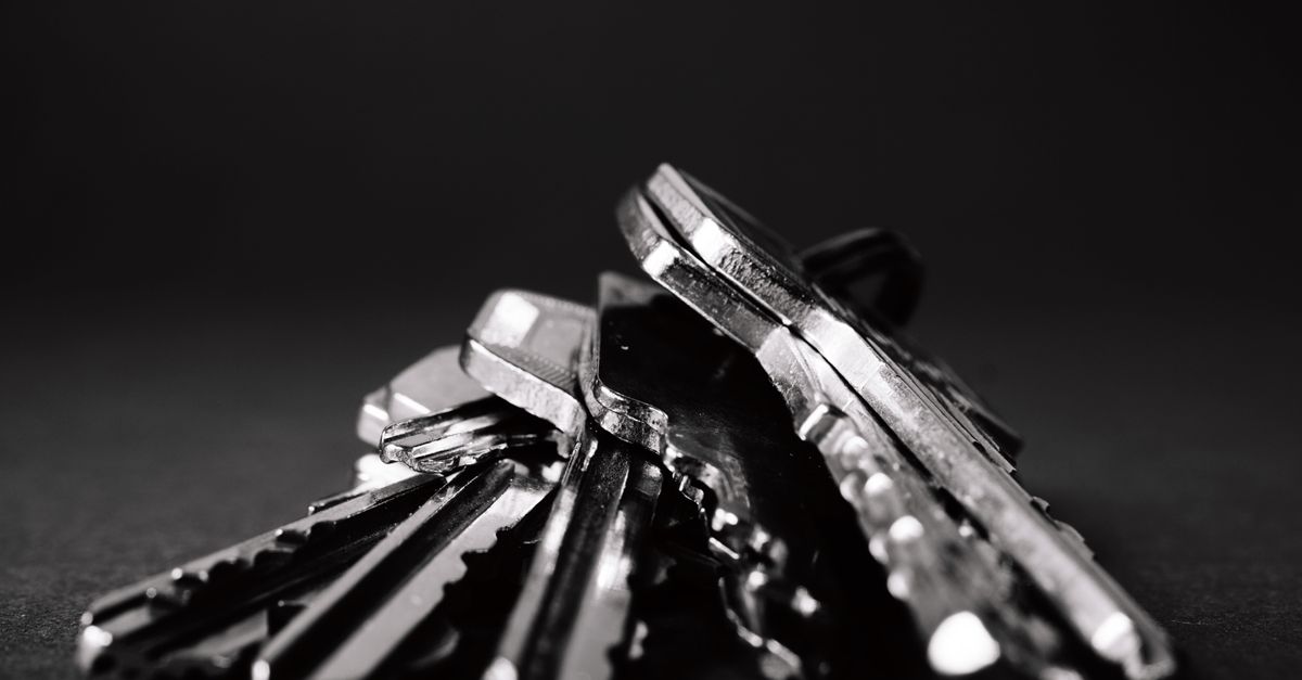 Why Rapid Keys Locksmith — Not a Kiosk, Not a National Call Center — Rapid Keys Locksmith